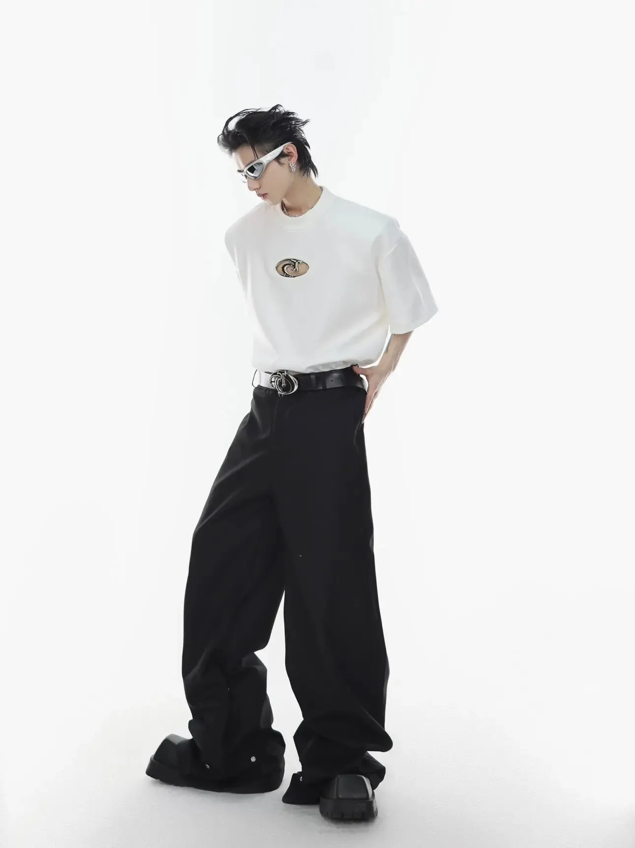 【23s Apr.】Button Loose Straight-leg Trousers