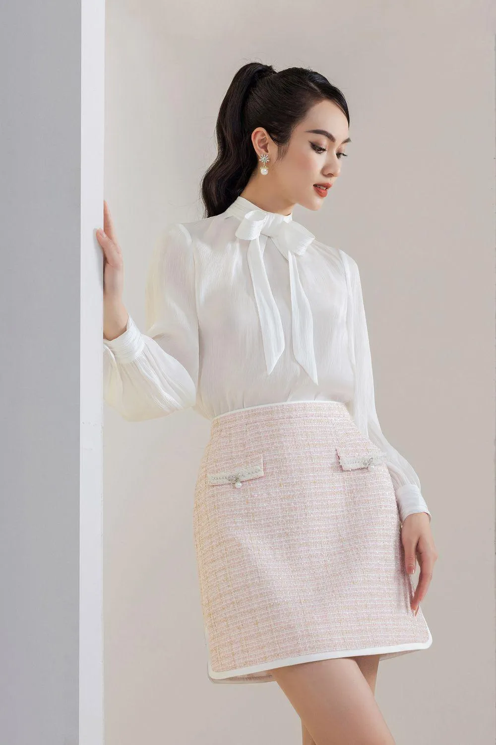 Lamarr Straight Bow Tie Polyester Silk Top