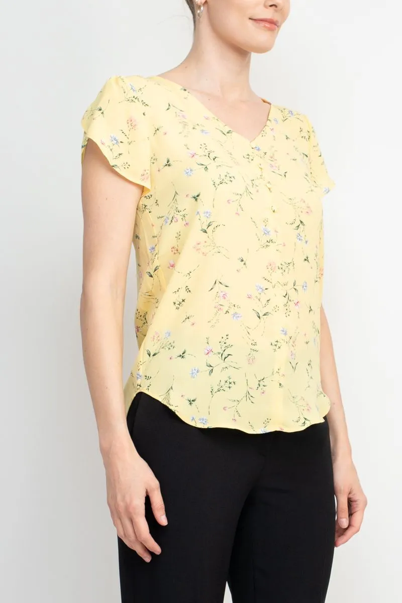 Premise V-Neck Short Sleeves Floral Crepe Top